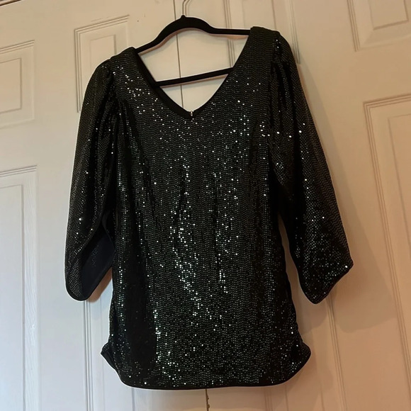 Lyman Par by Frank Lyman Green Sequins peplum cocktail  blouse with slit - Picture 8 of 12